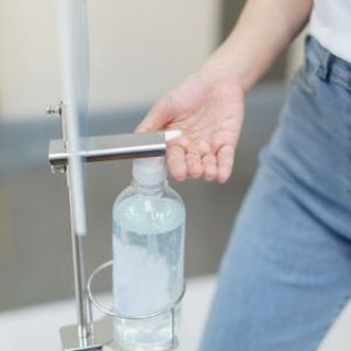 How Many Hand Sanitiser Dispensers Do I Need in a NZ Workplace?